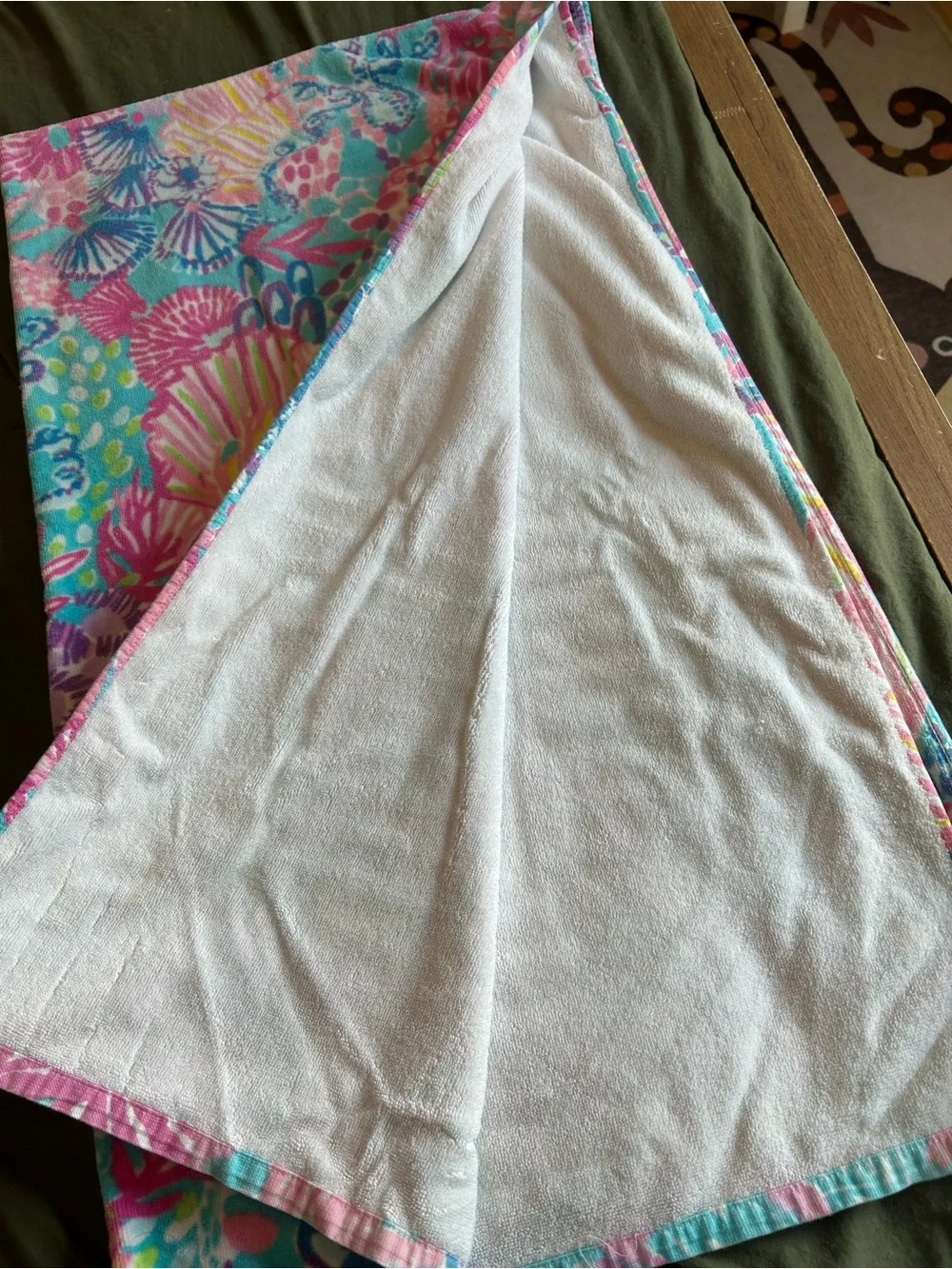 NWOT Lilly Pulitzer splendor in the sand beach towel